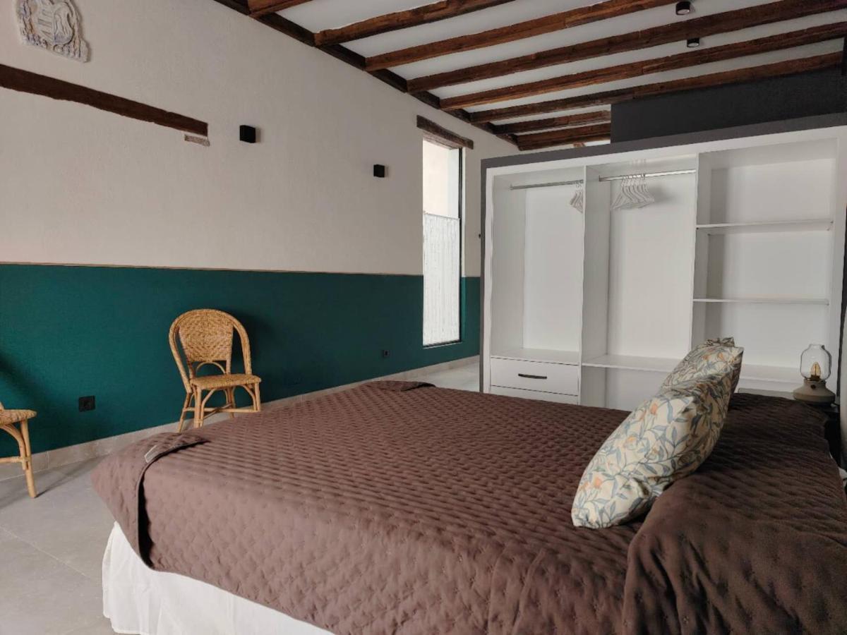 Casa De Los Mendoza - Casa Solariega En El Casco Historico Alcalá de Henares Extérieur photo